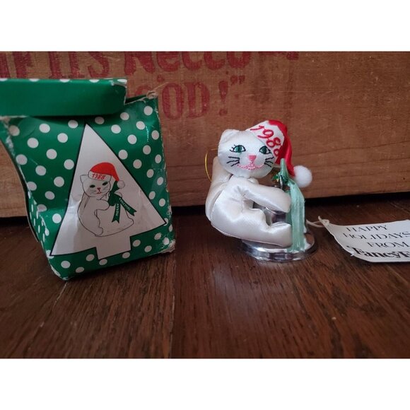 Vtg Fancy Feast 1988 Christmas Ornament w Box Anthropomorphic Cat Bell Russ - Picture 1 of 6